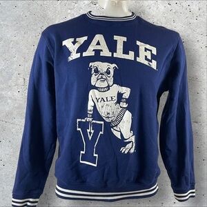 Yale Sweatshirt Men’s XL University Ivy League Blue Ringer Soft Cozy F239